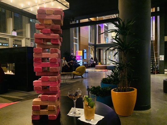 W XYZ Bar by null