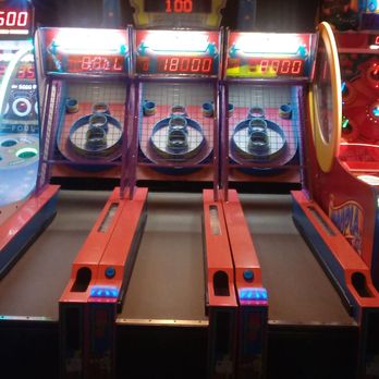 Bowlero Buffalo Grove - Venues & Event Spaces Near Me - Buffalo Grove, Illinois