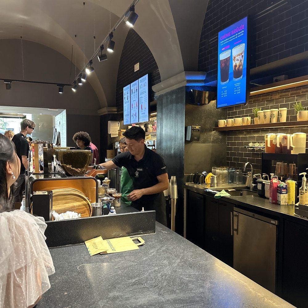 Starbucks - Coffees. - Coffee & Tea Near Me - Barcelona, B
