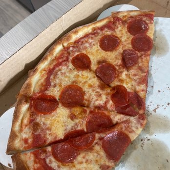 Hole In The Wall Pizza - Pizza Near Me - Ochopee, Florida Hole In The Wall Pizza - Pizza Near Me - Ochopee, Florida