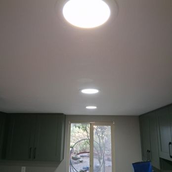 Paladin Electric - Kitchen renovation in Lakewood. Really enjoyed this one. The new LED lighting really brightens the space. - Electricians Near Me - Des Moines, Washington