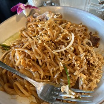 Pailin Thai Cuisine - Pad Thai with Beef - Thai Near Me - Moore, Oklahoma Pailin Thai Cuisine - Pad Thai with Beef - Thai Near Me - Moore, Oklahoma