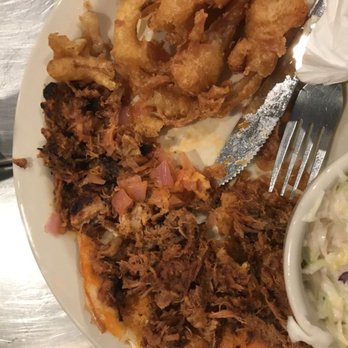 Southbound Tap House - Burnt BBQ pulled pork sandwich - Beer Bar Near Me - Savannah, Georgia