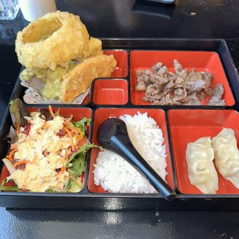 Starfish Sushi - Beef Bento Box - Japanese Near Me - Lincolnshire, Illinois Starfish Sushi - Beef Bento Box - Japanese Near Me - Lincolnshire, Illinois
