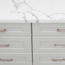 Pacific Home Decor - Dove Grey Shaker Cabinets
