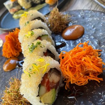 Minami Toronto - Kaisen Roll - Japanese Near Me - Toronto, Ontario
