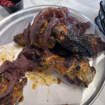 V Pizza - V wings with lemon and seasoning, very good   Moist and very meaty. - Pizza Near Me - Orlando, Florida