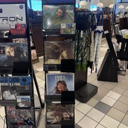 Barnes & Noble Booksellers