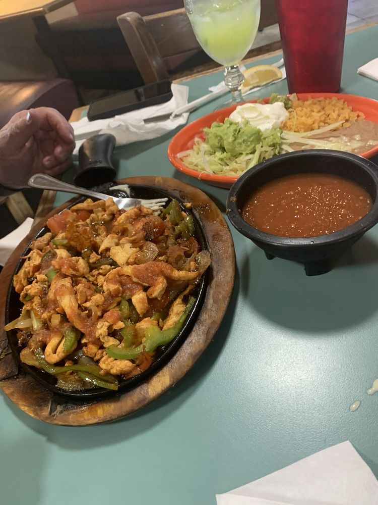 Don Julio’s Mexican Restaurant & Cantina — Mexican restaurant in Moultrie
