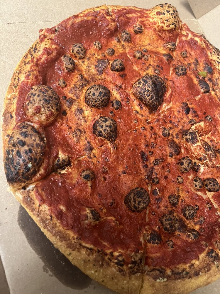 DOMINO’S PIZZA Updated September 2024 10 Photos & 24 Reviews 1055