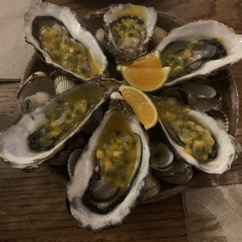 Au Passage - Oyster mushrooms that looked good , but tasted not so great - Modern European Near Me - Paris, 75