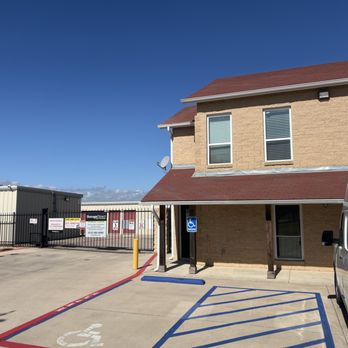 Storage Direct Self Storage - Storage Direct front office - Self Storage Near Me - Cedar Park, Texas