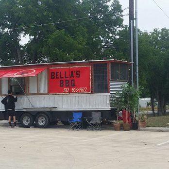 Bella's Under the Oaks - a food truck - Barbeque Near Me - Lytton Springs, Texas Bella's Under the Oaks - a food truck - Barbeque Near Me - Lytton Springs, Texas