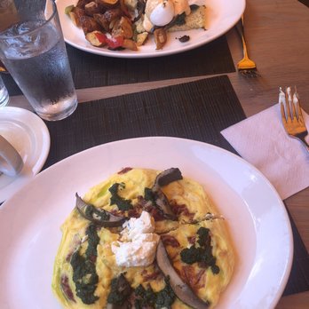 Murphy's - Eggs Virginia Highland Portobello Frittata - American Near Me - Atlanta, Georgia Murphy's - Eggs Virginia Highland Portobello Frittata - American Near Me - Atlanta, Georgia
