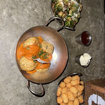 Sienna Mercato - a pan of food on a table - Italian Near Me - Pittsburgh, Pennsylvania Sienna Mercato - a pan of food on a table - Italian Near Me - Pittsburgh, Pennsylvania