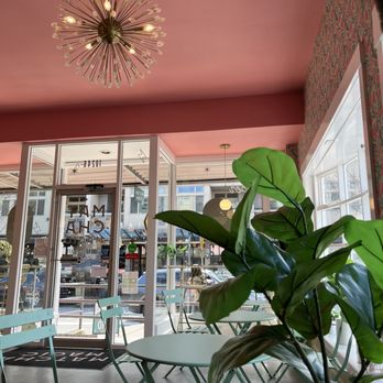 Matcha Magic Bellevue - Coffee & Tea Near Me - Bellevue, Washington