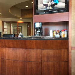 Southlands Dental - Waiting room nice & clean