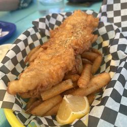 Dan's Grill & Greens - Fish and chips