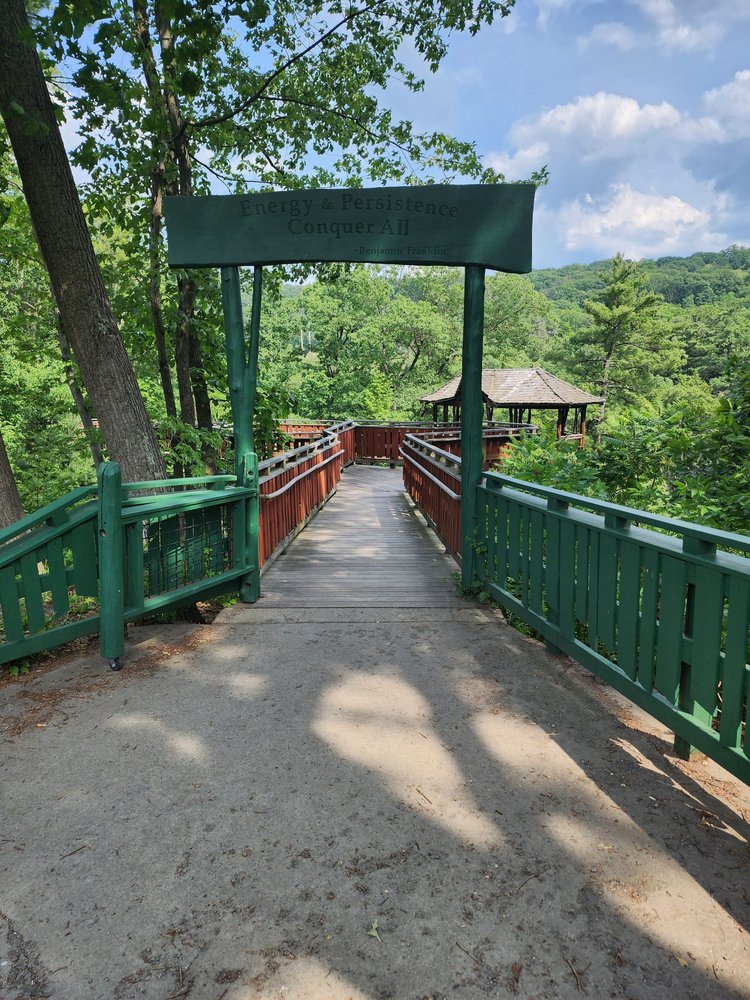 Social spots from Nay Aug Park