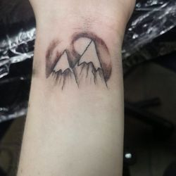 Beauty Mark Tattooing & Piercing