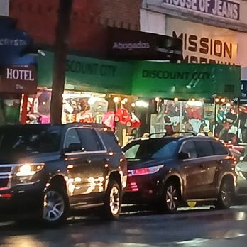 Discount City - (It's A Night Time Picture Shot  Es Una Fotográfica Nocturna) - Discount Store Near Me - San Francisco, California