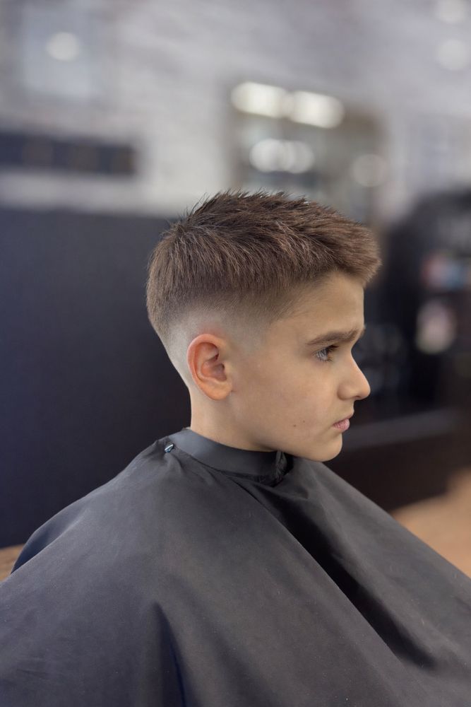 Mr J’s Barbershop Logo