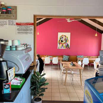 Fat Beagle Coffee Shop - Coffee & Tea Near Me - Penneshaw, SA Fat Beagle Coffee Shop - Coffee & Tea Near Me - Penneshaw, SA