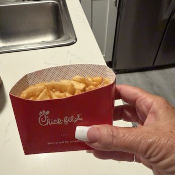 Chick-fil-A - Small waffle fries (scraps) !! Thanks! - Fast Food Near Me - Ventura, California