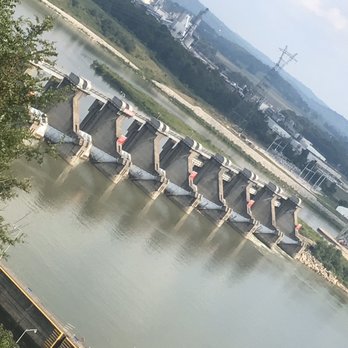 Eagles Bluff Overlook Park - Hiking Near Me - Cannelton, Indiana