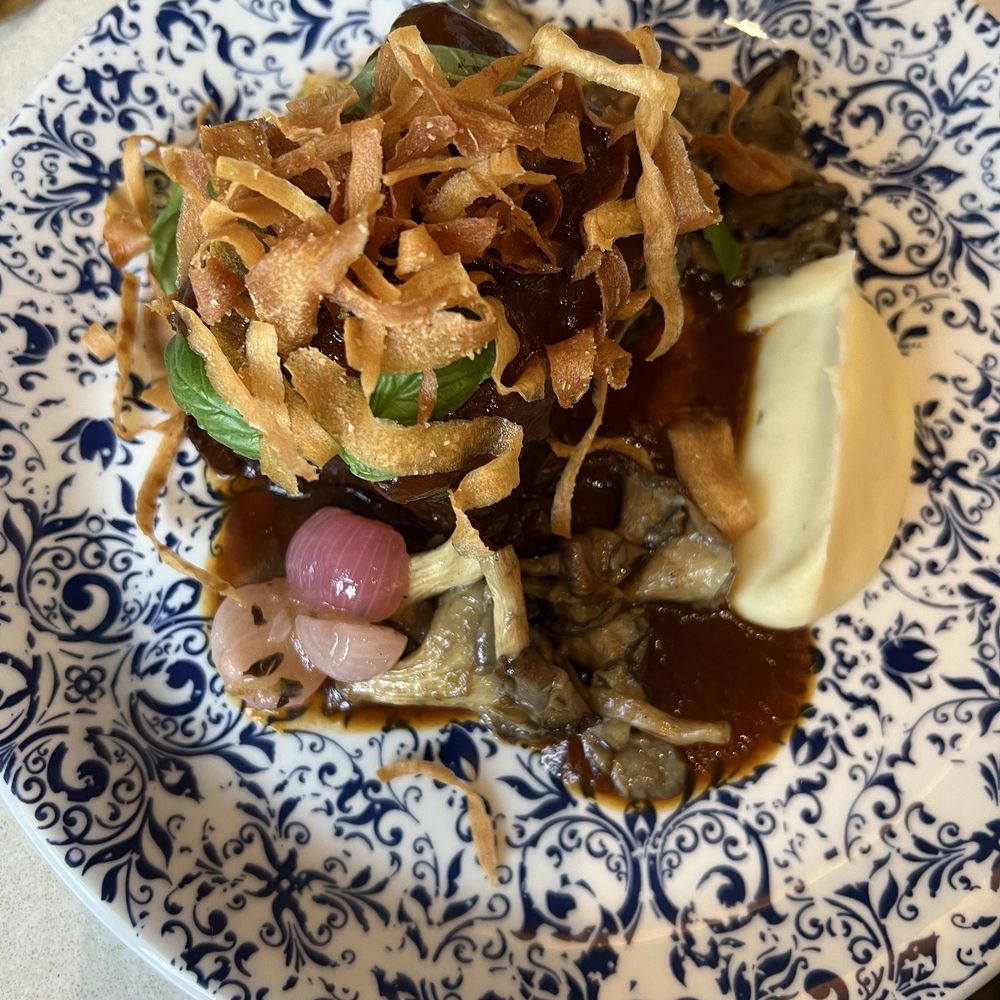 kann - One piece of short rib under the crispy parsnip. Dish was ok, but so not worth $69!! - Caribbean Near Me - Portland, Oregon kann - One piece of short rib under the crispy parsnip. Dish was ok, but so not worth $69!! - Caribbean Near Me - Portland, Oregon