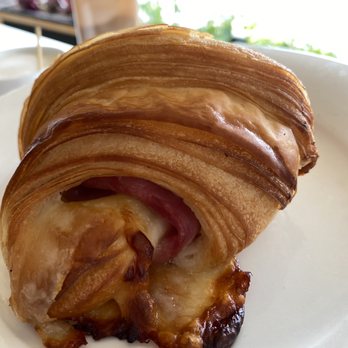 Cassis Market - Bakeries Near Me - Saint Petersburg, Florida Cassis Market - Bakeries Near Me - Saint Petersburg, Florida