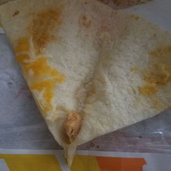 Taco Bell - You call this a chicken quesadilla? Seriously? - Fast Food Near Me - San Jose, California