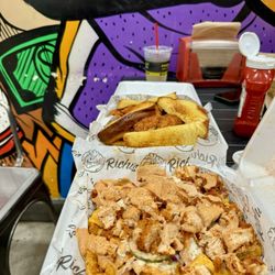 Richie’s Hot Chicken - Richie Rich Fries & chicken tenders