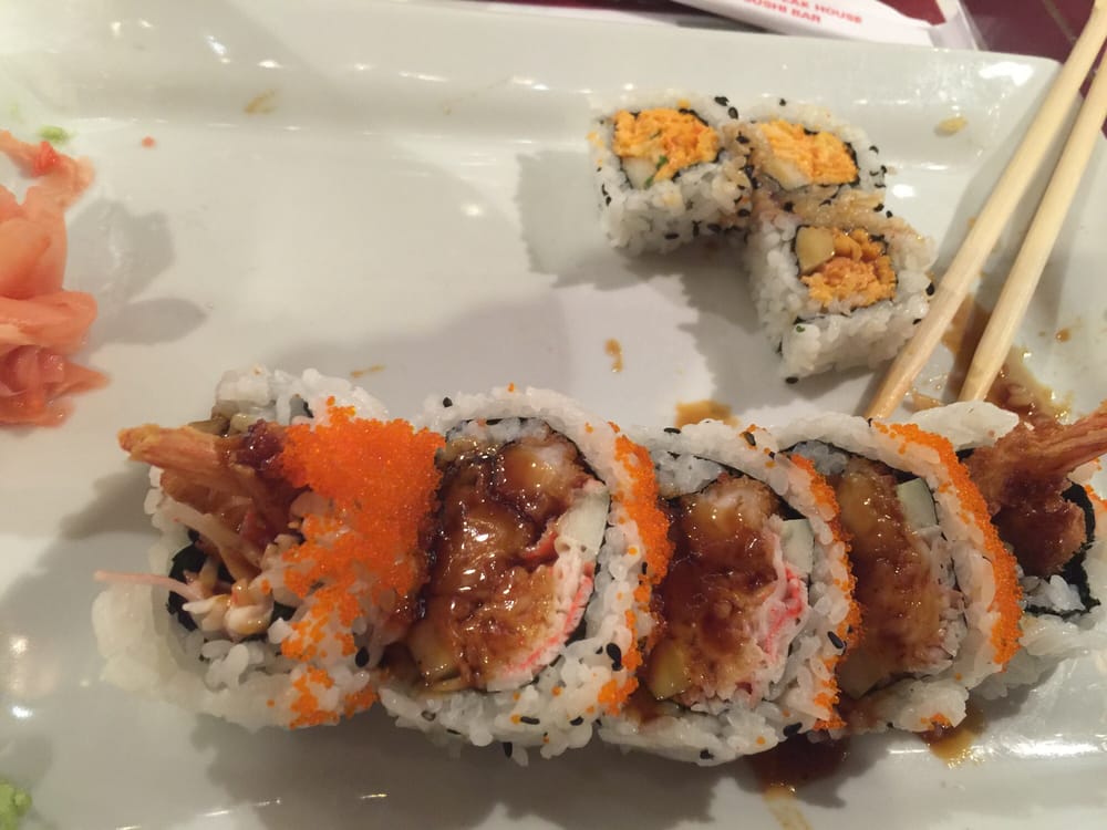 Order Spicy Shrimp Roll food online from Samurai Japanese Steak House & Sushi Bar store, Fayetteville on bringmethat.com