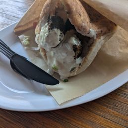 Falafel in pita
