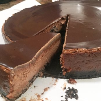 Vinovios Gourmet Cheesecakes - 10 inch Lost in Chocolate cheesecake - Bakeries Near Me Vinovios Gourmet Cheesecakes - 10 inch Lost in Chocolate cheesecake - Bakeries Near Me