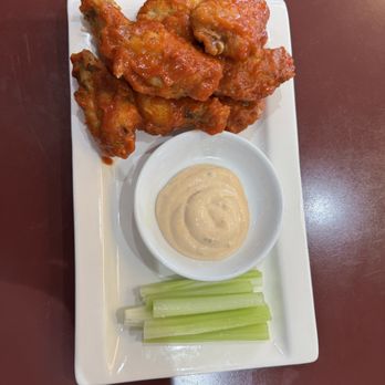 Pho Breeze - Buffalo Chicken Wings - Vietnamese Near Me - Sidney, British Columbia Pho Breeze - Buffalo Chicken Wings - Vietnamese Near Me - Sidney, British Columbia