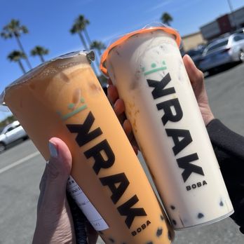 Krak Boba - Thai Milk Tea (Non-Dairy, Large) and King Brulee (Large) - Bubble Tea Near Me - Long Beach, California