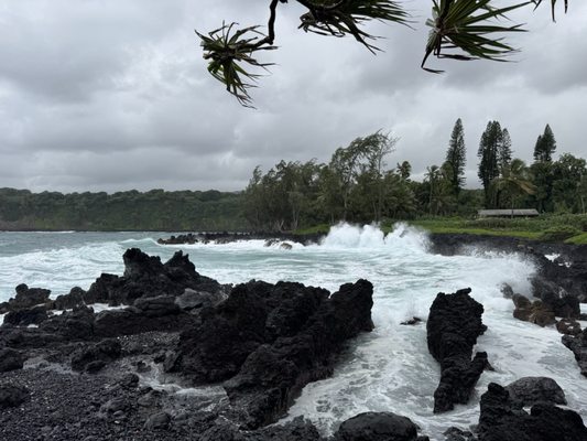 Keanae Lookout by null