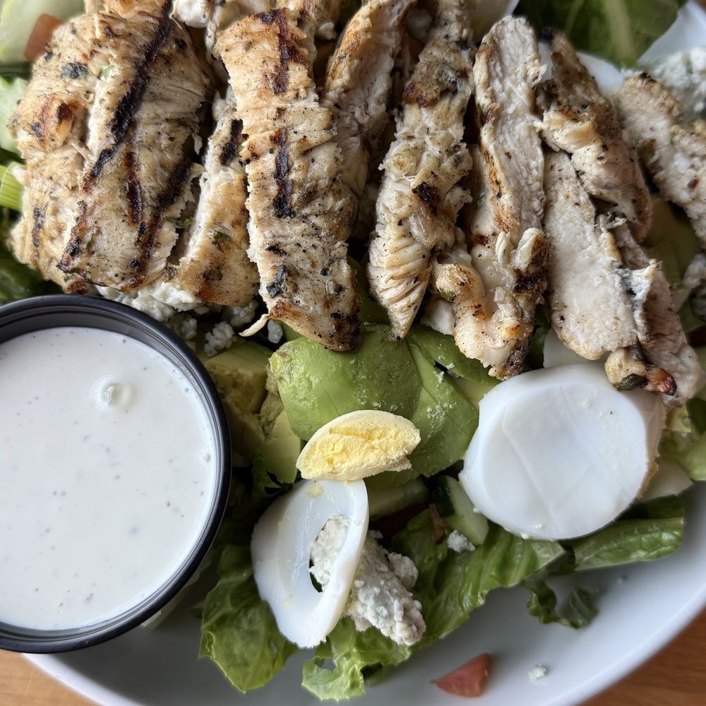 Cobb Salad with Chicken Cobb Salad with Chicken