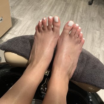 The Nail Buzz - White nail pedi - Nail Salons Near Me - Las Vegas, Nevada The Nail Buzz - White nail pedi - Nail Salons Near Me - Las Vegas, Nevada
