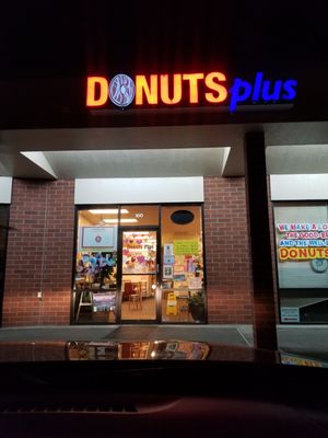 Donuts Plus by null