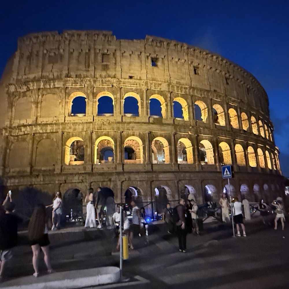 Colosseo - Local Flavor Near Me - Rome, RM