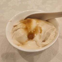 Free soy curd dessert
