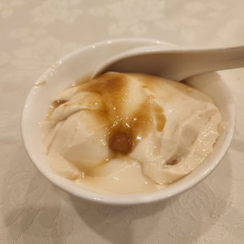Graceful Vegetarian Restaurant - Free soy curd dessert - Vegetarian Near Me - Toronto, Ontario