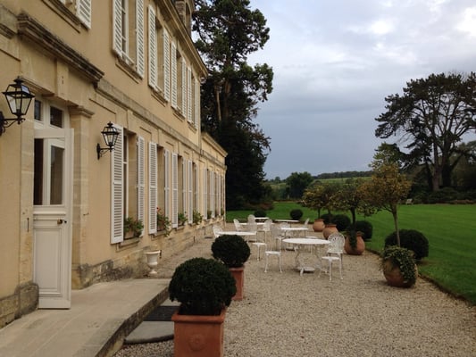 Château La Chenevière by null