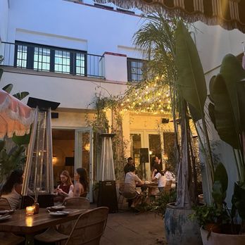 Mon Ami - Mediterranean Near Me - Santa Monica, California