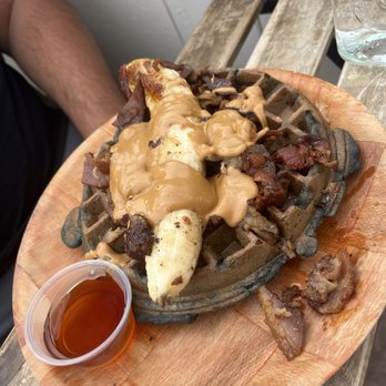 The Hidden Kitchen - Weirdos Waffle - Juice Bars & Smoothies Near Me - Cayucos, California