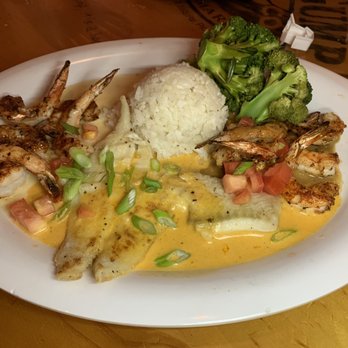 Bubba Gump Shrimp - Grilled Seafood Trio - Seafood Near Me - Orlando, Florida
