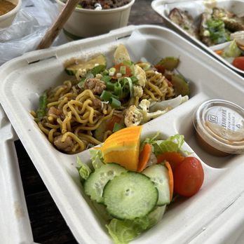 Nui's Garden Kitchen - Smoke fish noodles - Food Trucks Near Me - Kula, Hawaii Nui's Garden Kitchen - Smoke fish noodles - Food Trucks Near Me - Kula, Hawaii